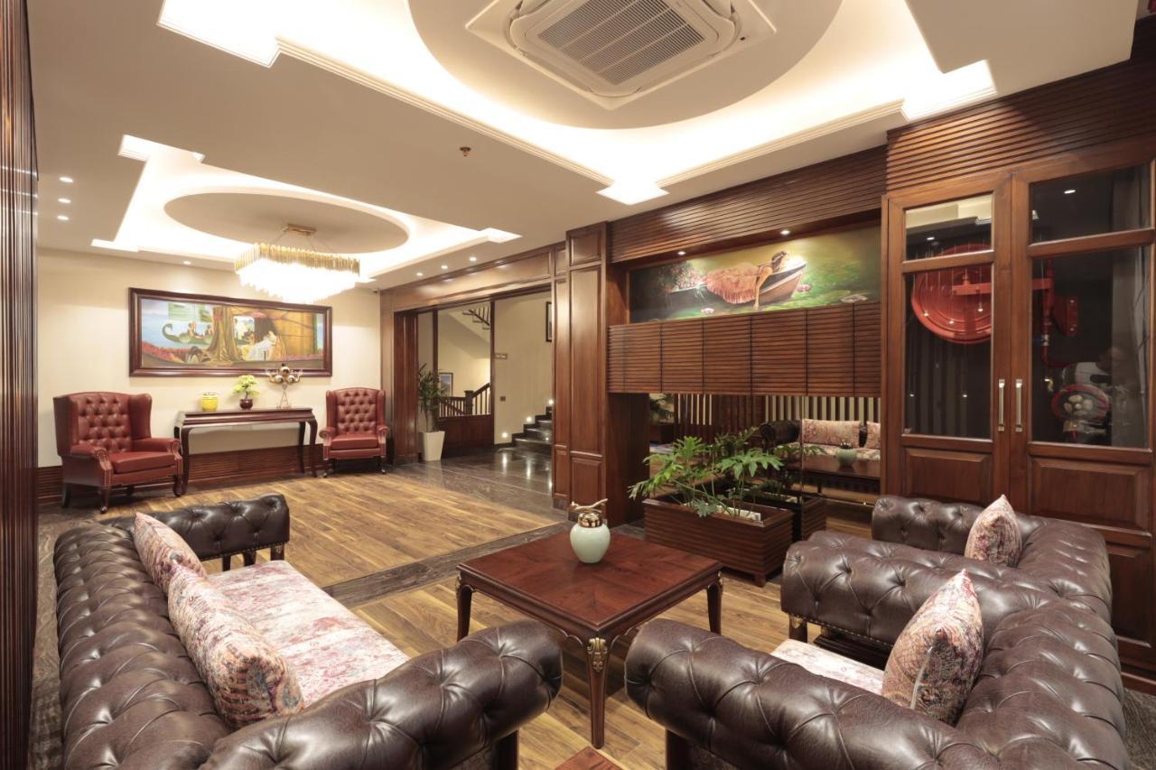 Welcomheritage Elysium Resort & Spa شيملا المظهر الخارجي الصورة